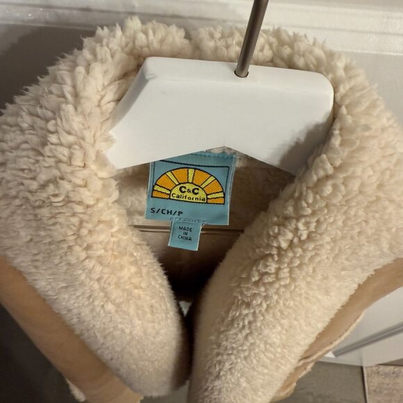 Sherpa Fleece Vest Size S - Picture 6 of 6